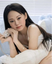 罗湖-美雯