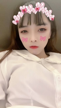 龙华-依依